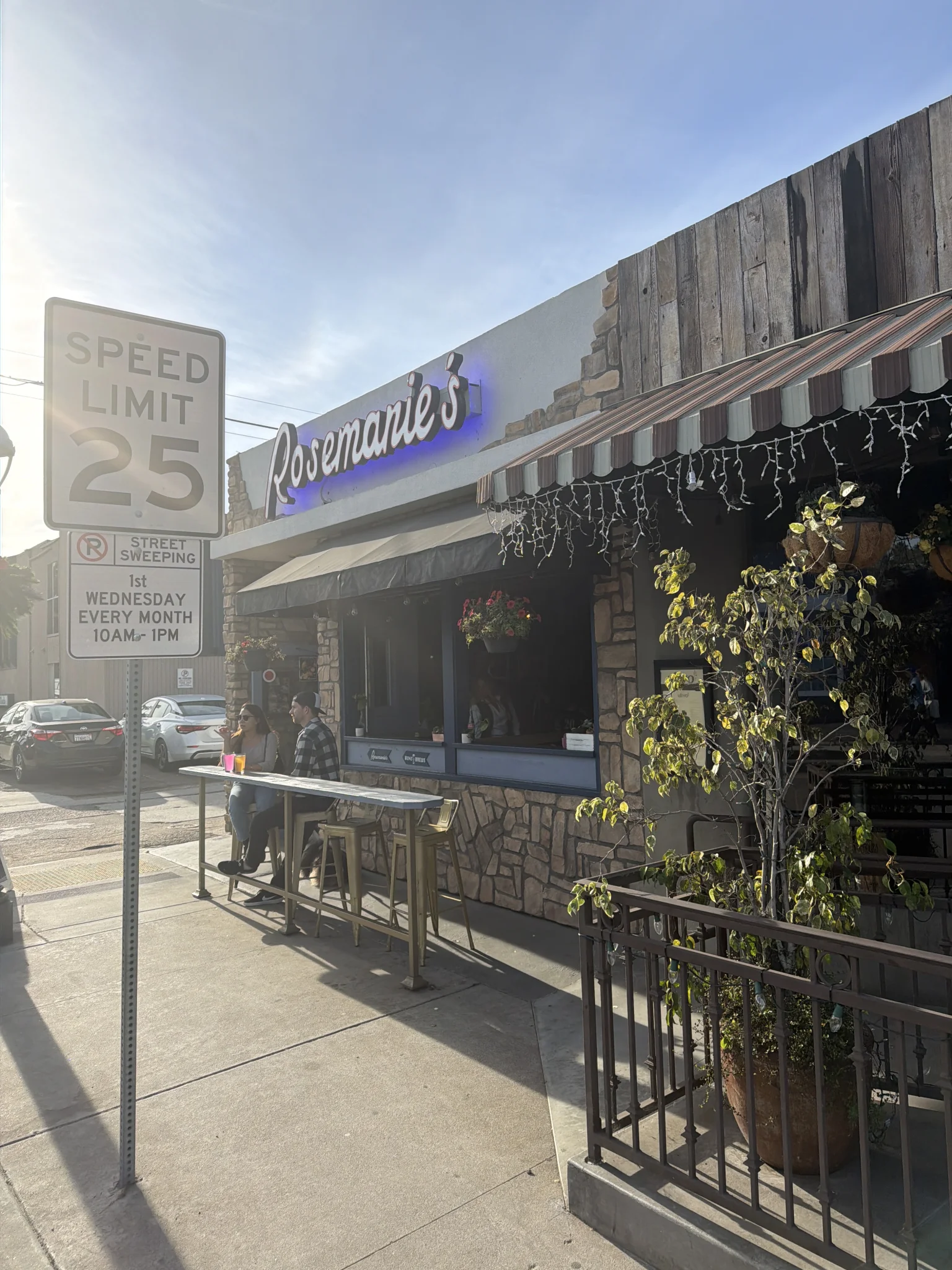 Rosemary’s ocean beach happy hour in Ocean Beach, San Diego