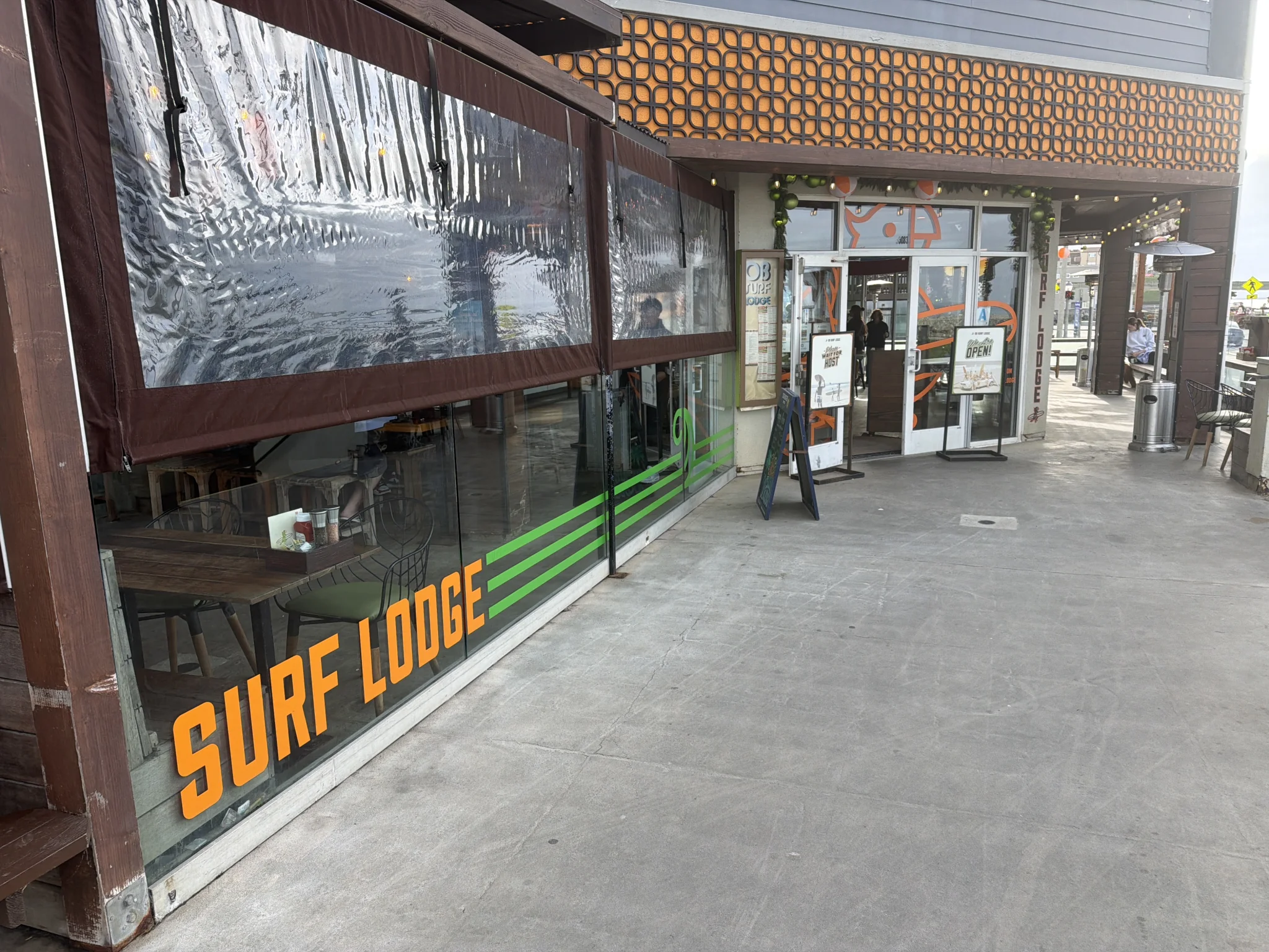 OB Surf Lodge happy hour in Ocean Beach, San Diego