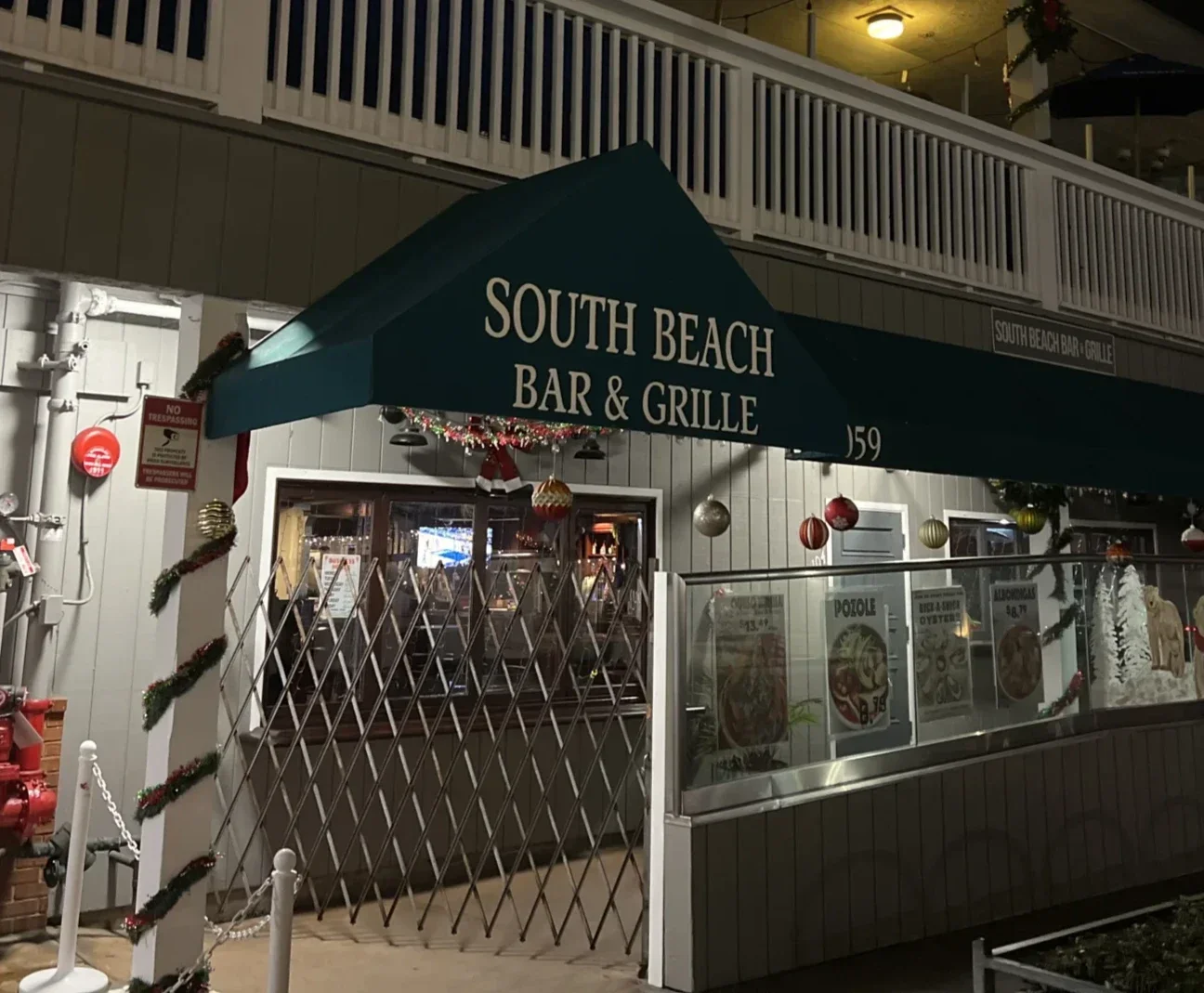 South Beach Bar & Grille happy hour in Ocean Beach, San Diego