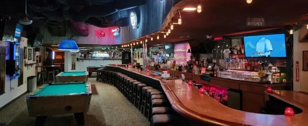 Silver Fox Lounge Pacific Beach happy hour in Pacific Beach, San Diego