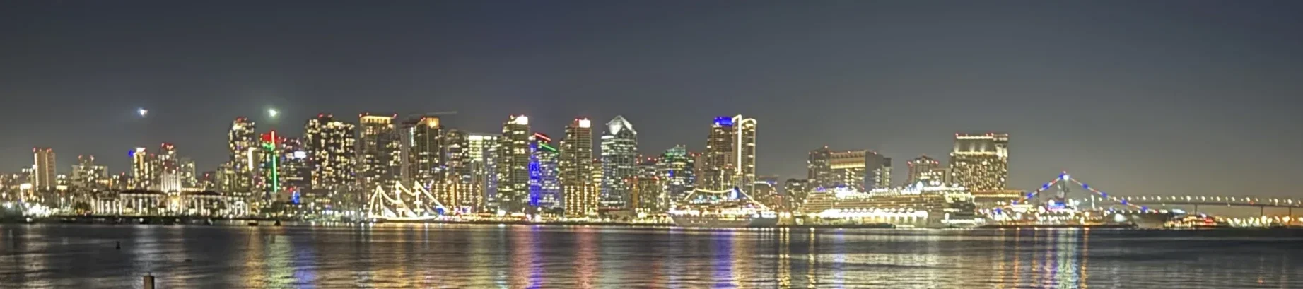 C Level Lounge - Happy Hour